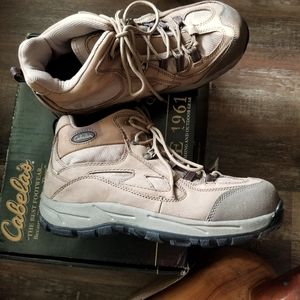 Cabela’s Gold Metal Wading Boots - Size 11